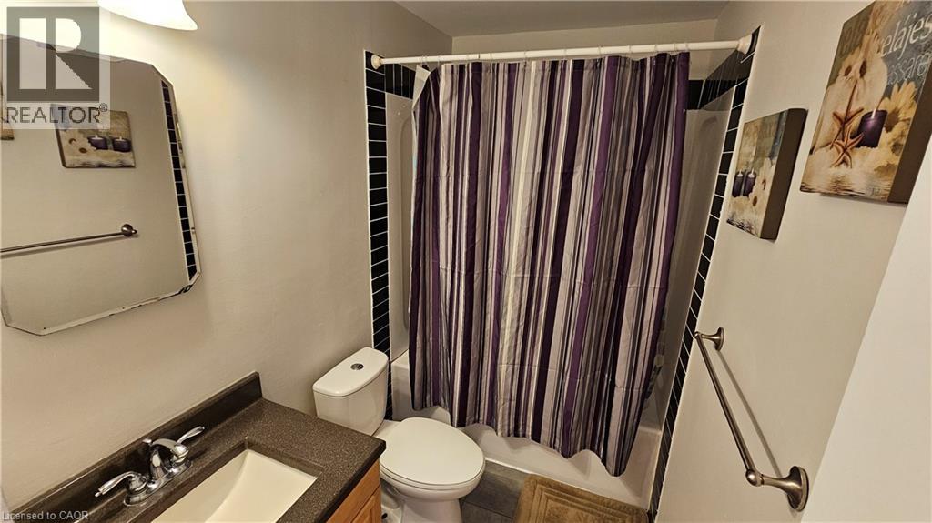 4 Parkside Drive Property Photo 21