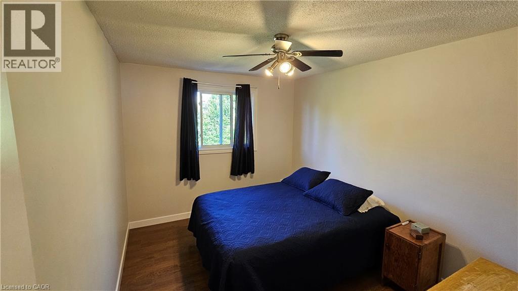 4 Parkside Drive Property Photo 22