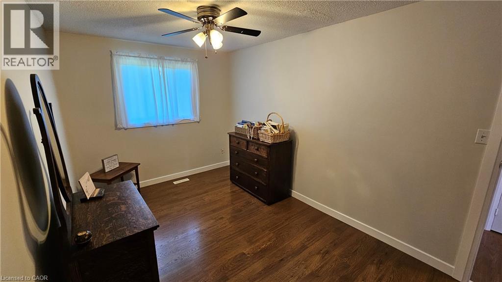 4 Parkside Drive Property Photo 24