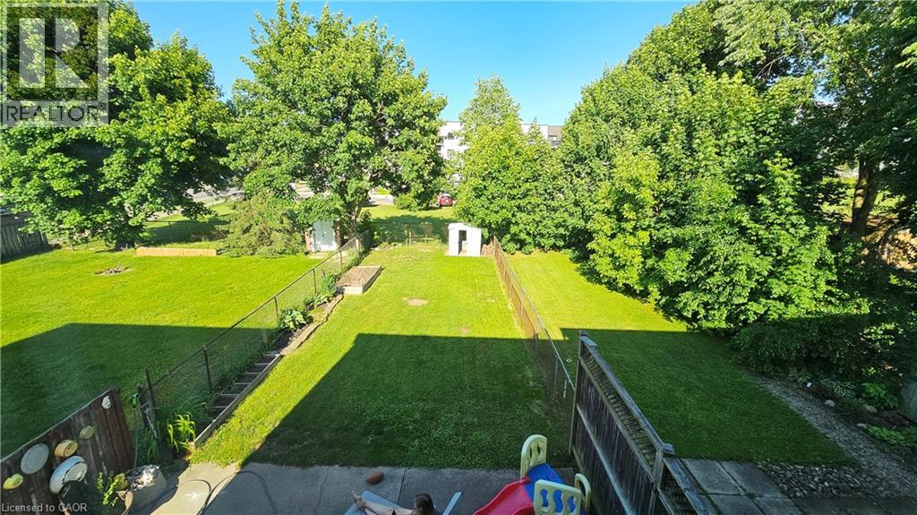 4 Parkside Drive Property Photo 27