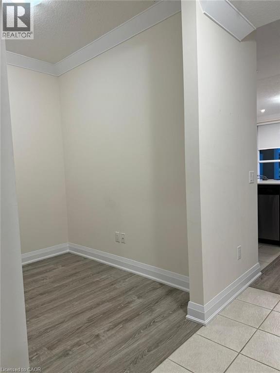 16 Concord Place Unit# 104 Property Photo 4