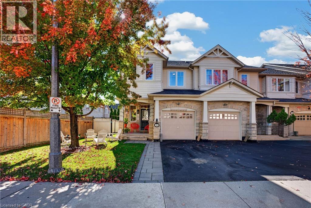 10 Maplerun Street Property Photo 1