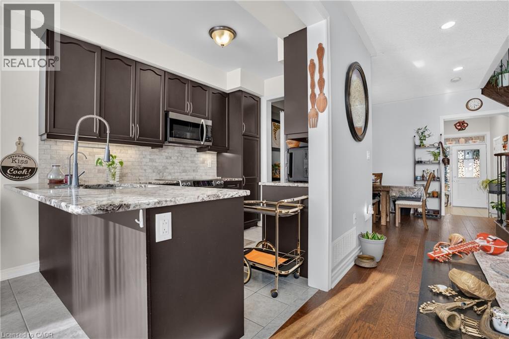 10 Maplerun Street Property Photo 17