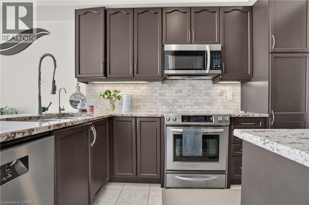 10 Maplerun Street Property Photo 18