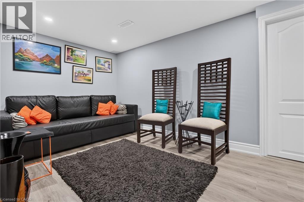 10 Maplerun Street Property Photo 42