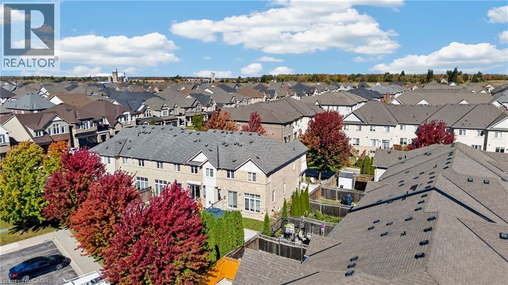 10 Maplerun Street Property Photo 49