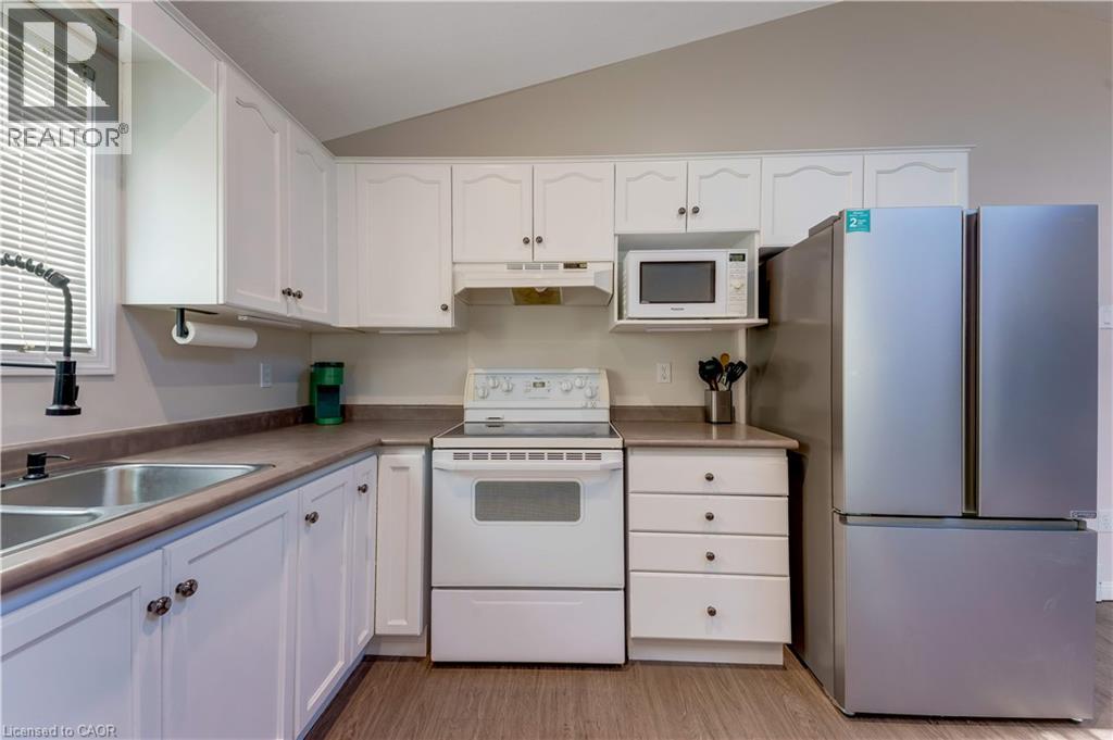 268 Keewatin Avenue Property Photo 12