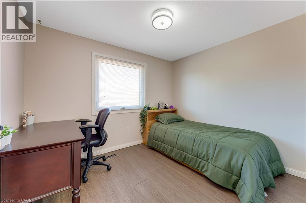 268 Keewatin Avenue Property Photo 24