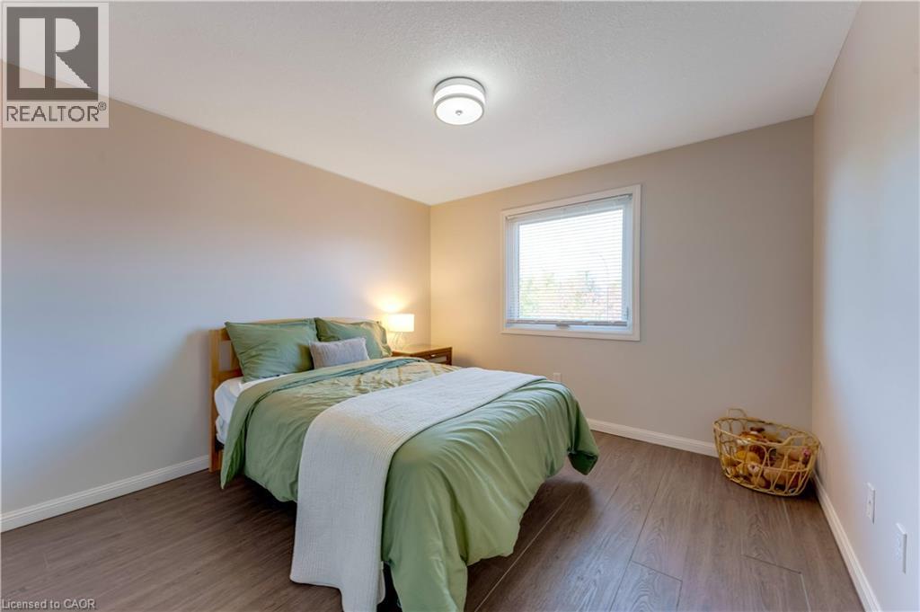 268 Keewatin Avenue Property Photo 26