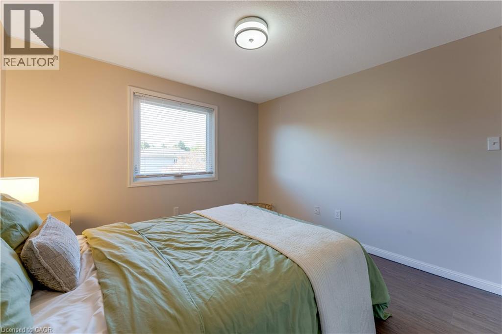 268 Keewatin Avenue Property Photo 27