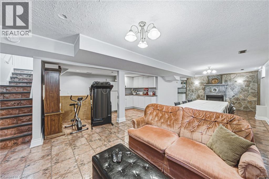 90 Fairington Crescent Property Photo 31