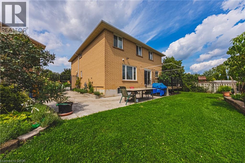 90 Fairington Crescent Property Photo 41