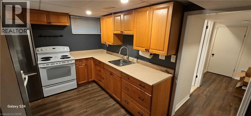 15 Bolan Court Unit# Basement Property Photo 5