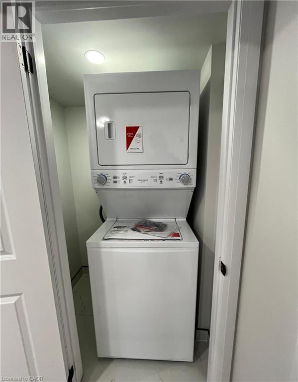 27 William Nador Street Unit# Lower Property Photo 6