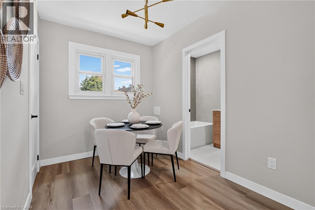 43 Brucedale Avenue E Property Photo 15