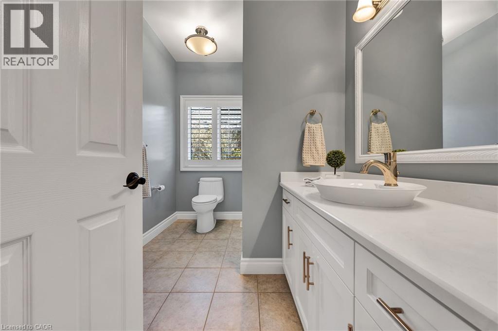 10 Meadow Heights Drive Property Photo 30