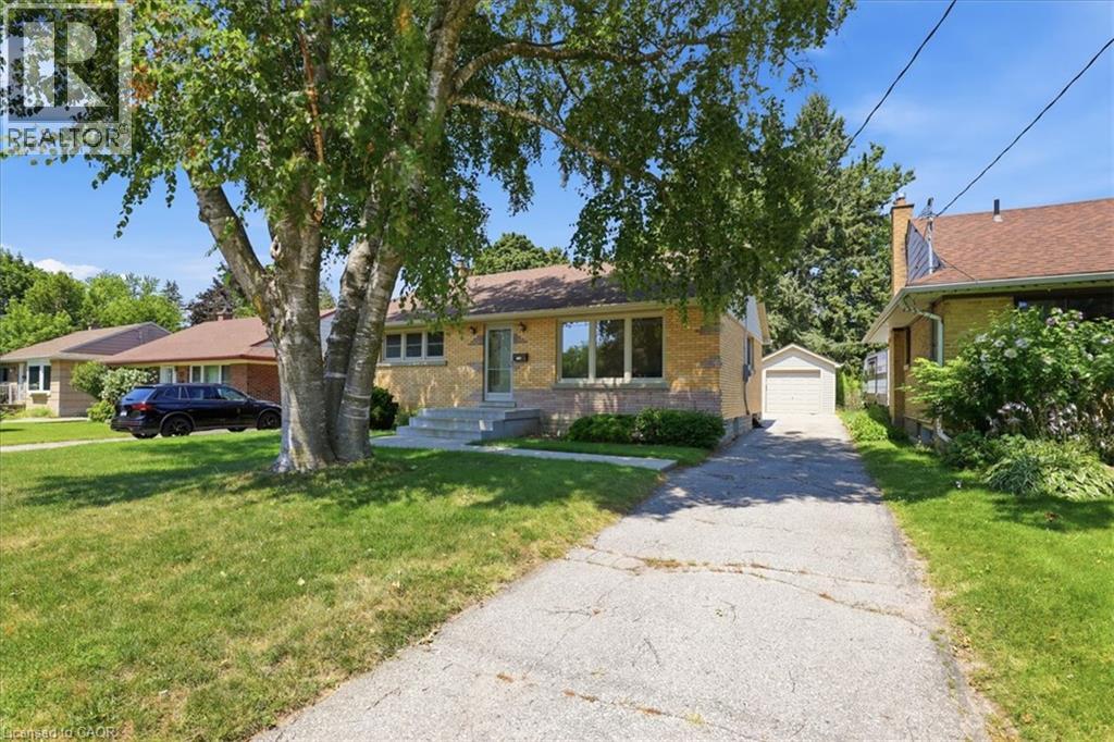 184 Murdock Avenue Property Photo 3