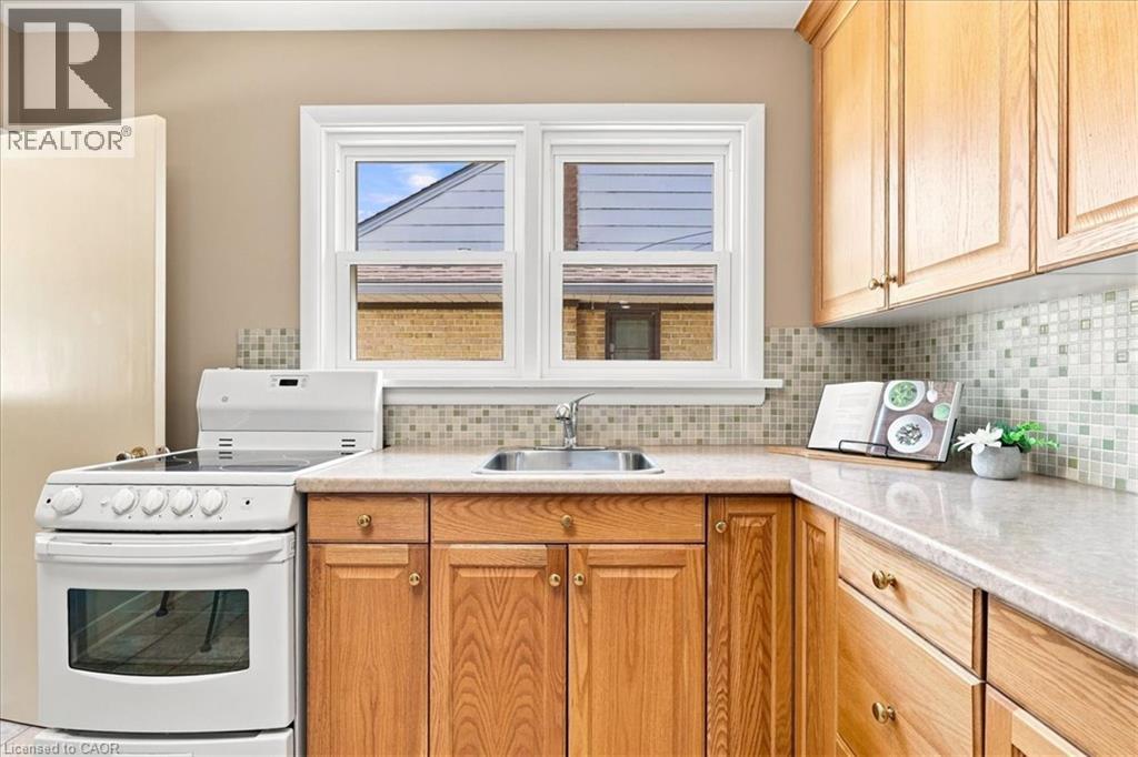 184 Murdock Avenue Property Photo 13