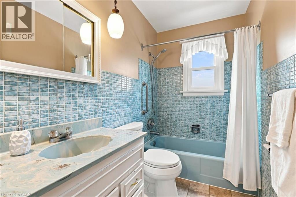 184 Murdock Avenue Property Photo 19