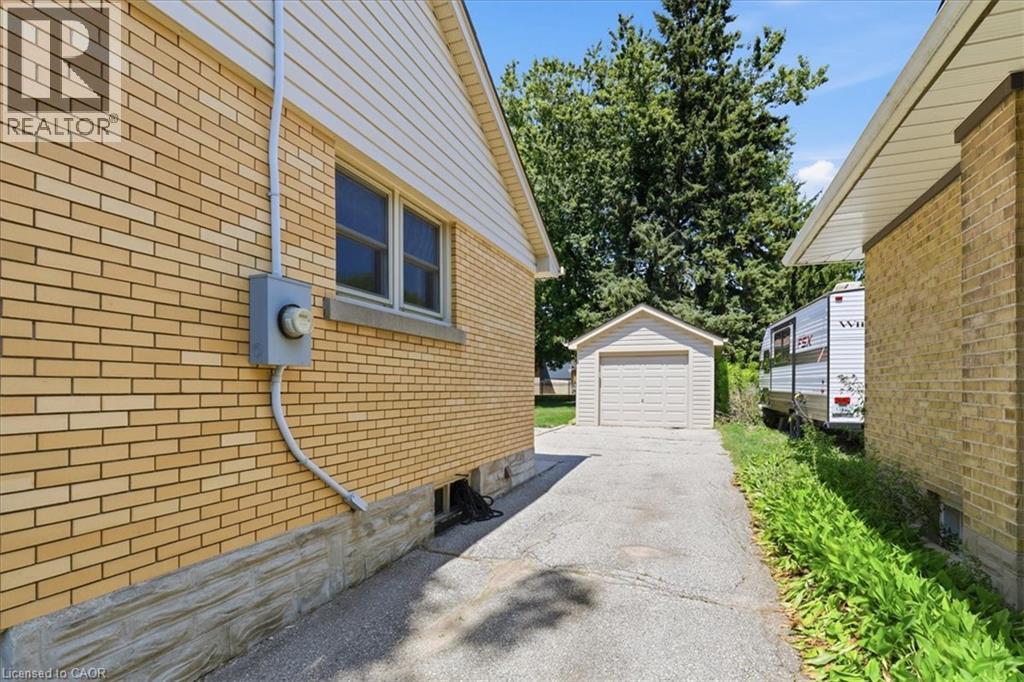 184 Murdock Avenue Property Photo 31
