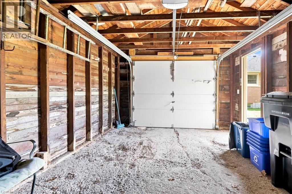 184 Murdock Avenue Property Photo 34