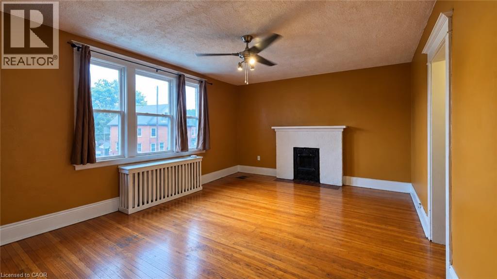 229 HESS Street S Unit# 4 Property Photo 1