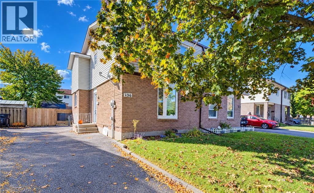 136 Sekura Crescent Property Photo 1