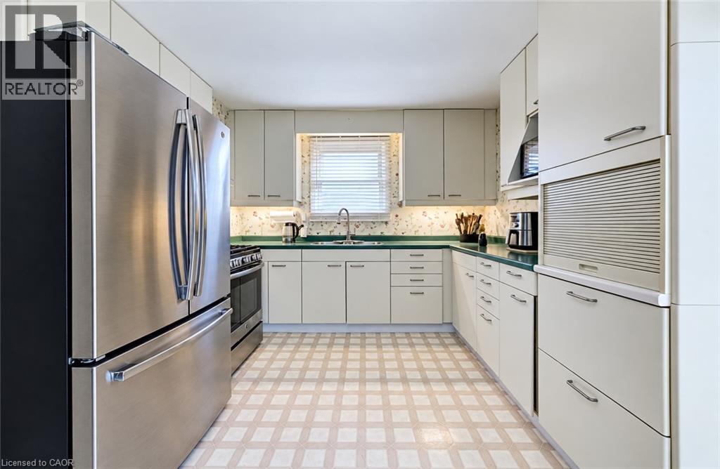 136 Sekura Crescent Property Photo 10
