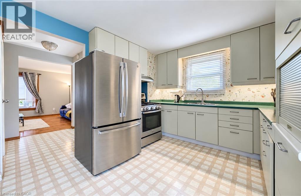 136 Sekura Crescent Property Photo 11