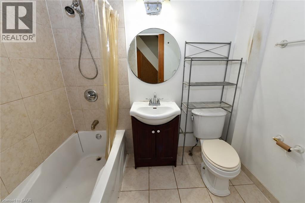 71 Dennis Street Property Photo 3