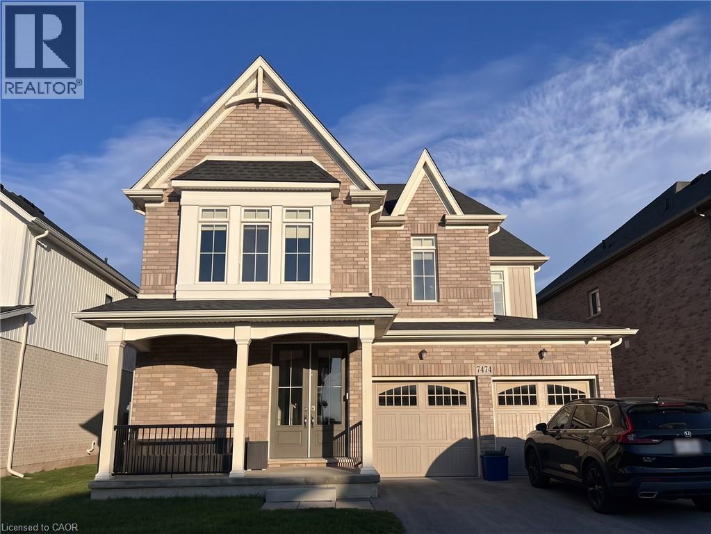 7474 Sherrilee Crescent Property Photo 1
