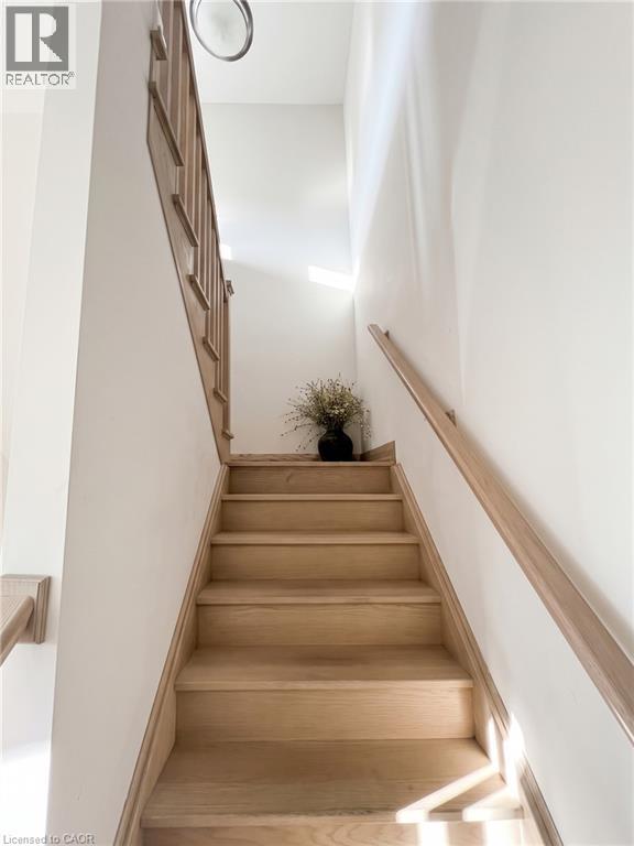 7474 Sherrilee Crescent Property Photo 12