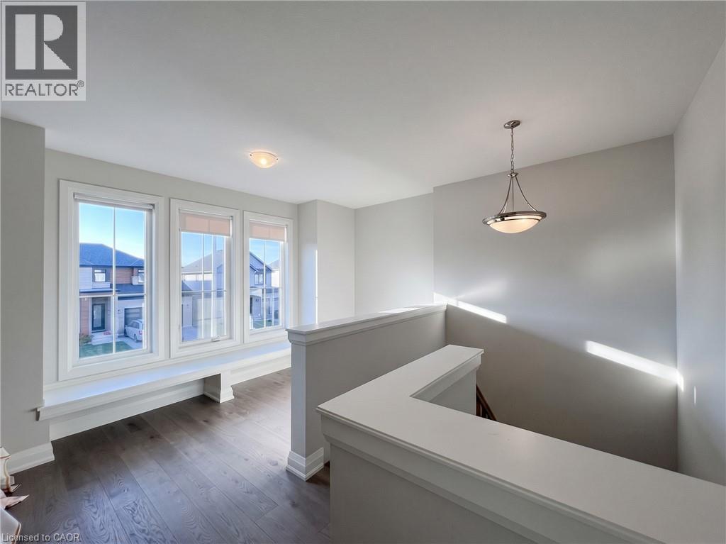 7474 Sherrilee Crescent Property Photo 15