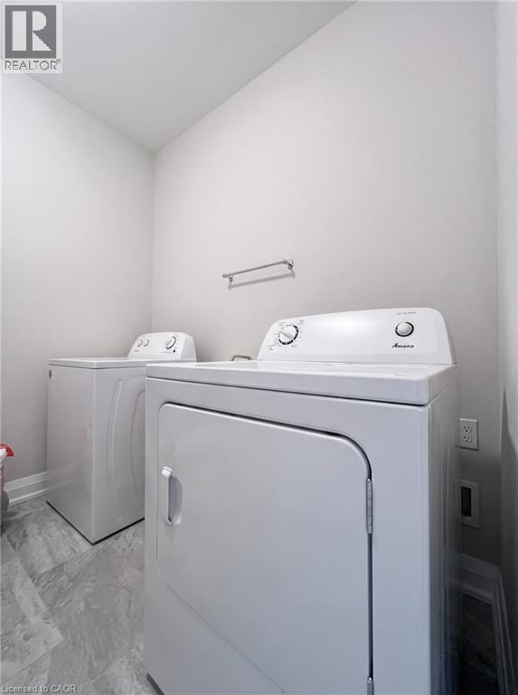 7474 Sherrilee Crescent Property Photo 27