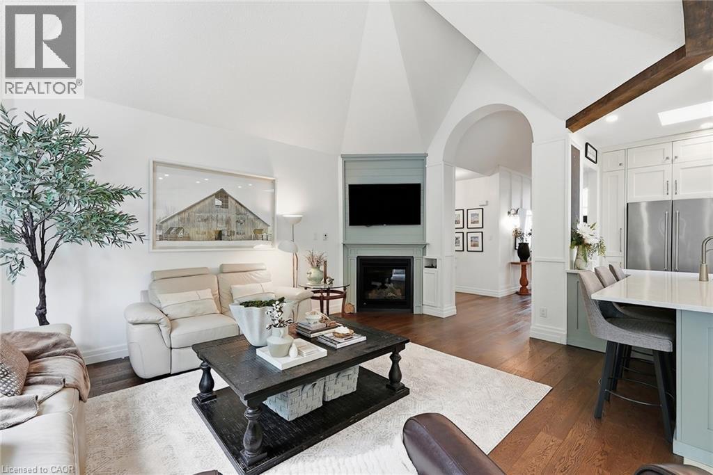 15 Everwood Run Property Photo 8
