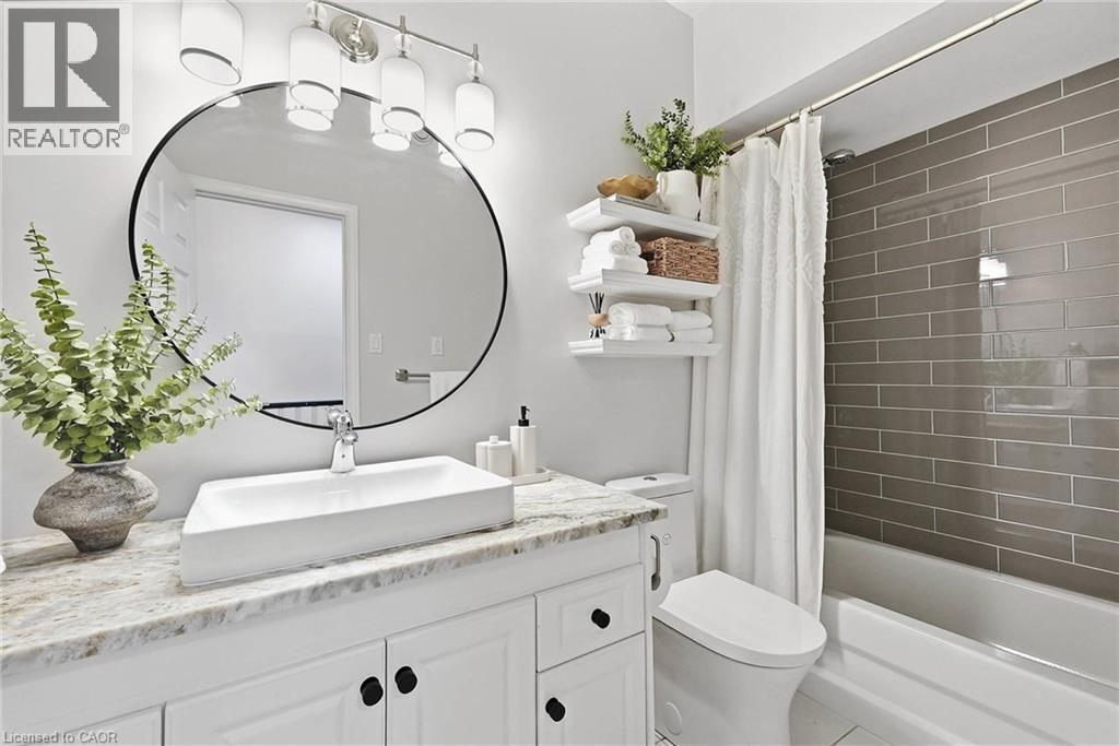 15 Everwood Run Property Photo 24