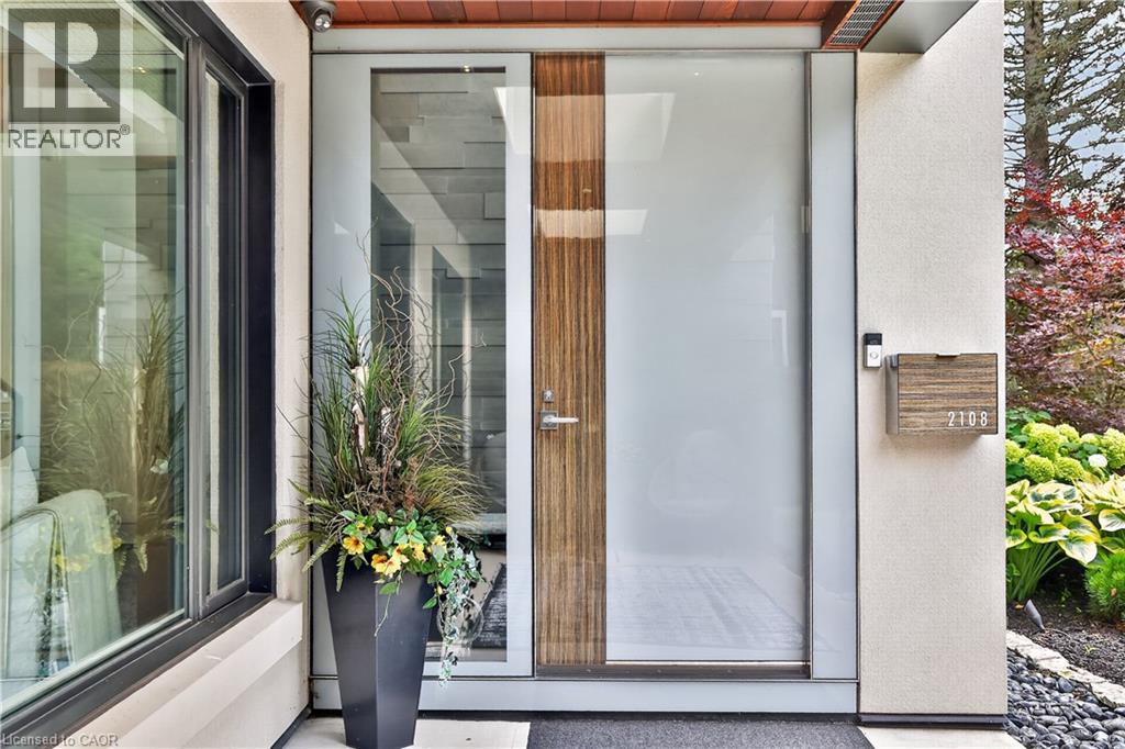 2108 Portway Avenue Property Photo 4