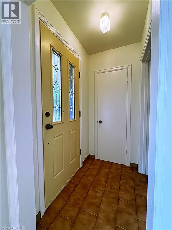 184 East 35th Street Property Photo 4
