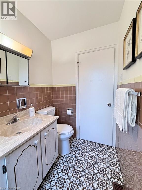 184 East 35th Street Property Photo 20