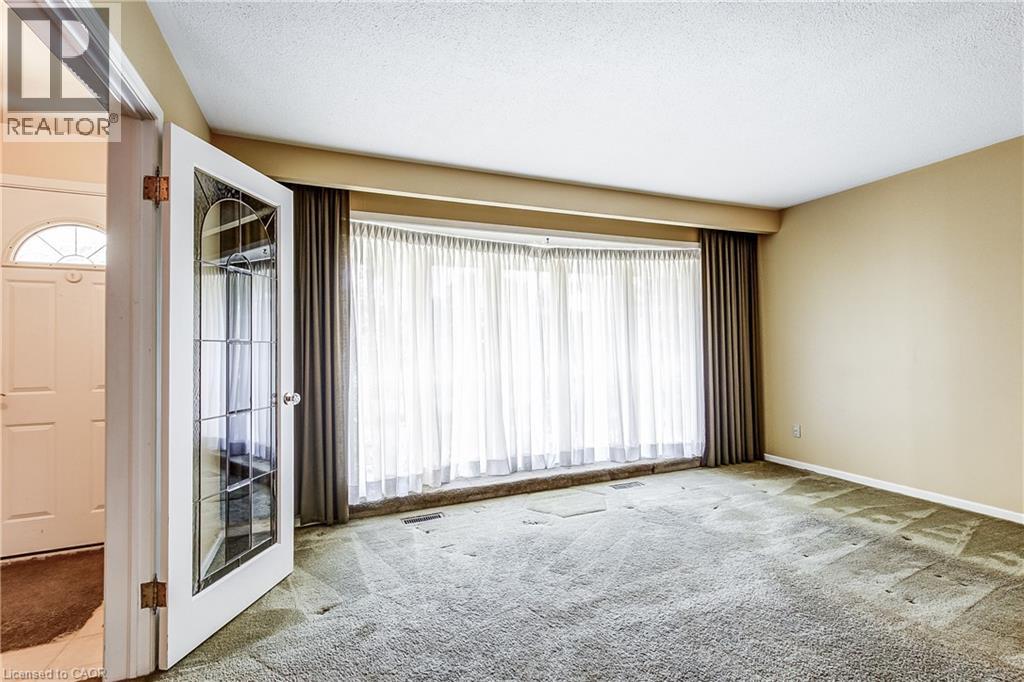 1360 Majestic Drive Property Photo 7