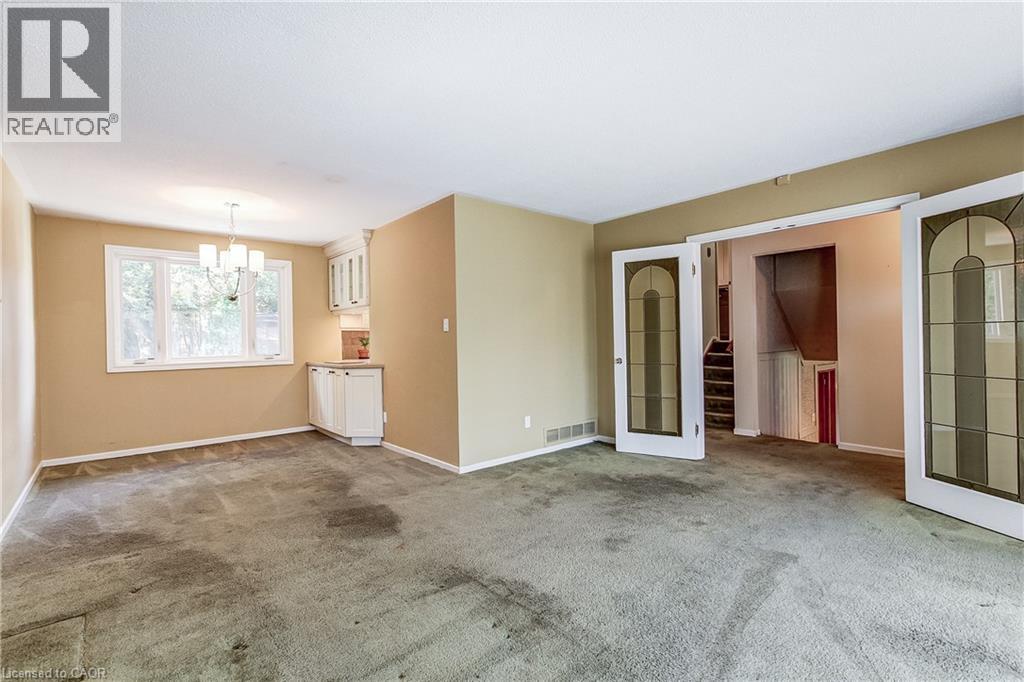 1360 Majestic Drive Property Photo 9