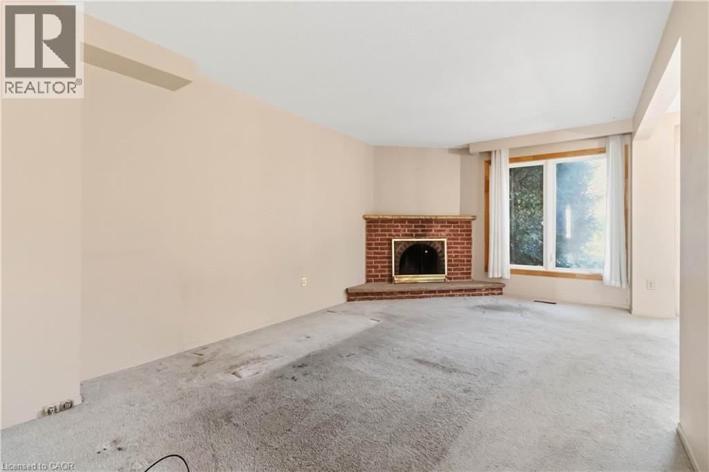3097 Autumn Hill Crescent Property Photo 4