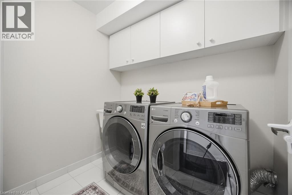 1860 Burnhamthorpe Road E Property Photo 23