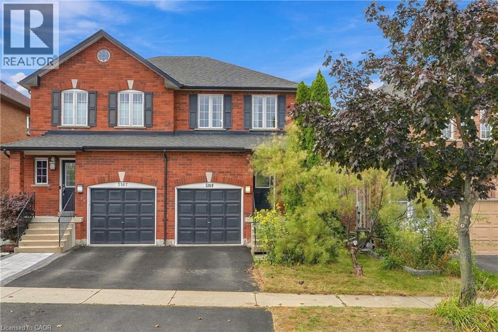 5169 DES JARDINES Drive Property Photo 1