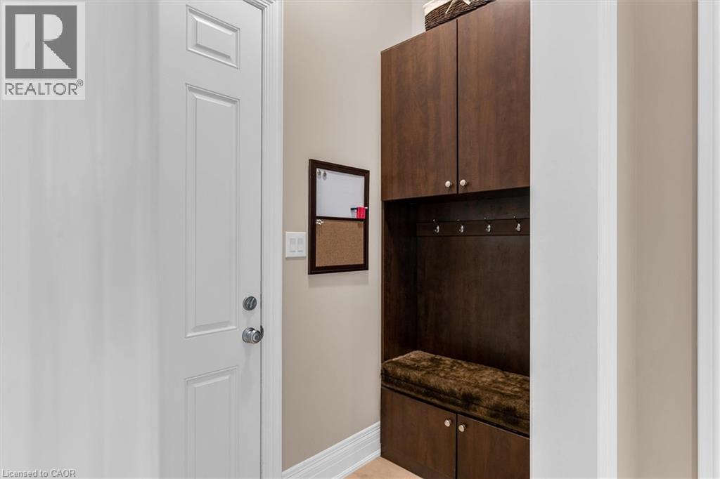 2434 Taylorwood Drive Property Photo 11