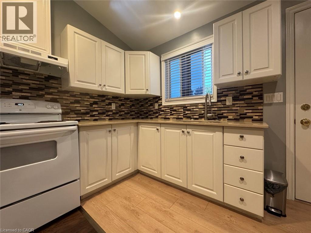 166 Cedardale Avenue Unit# A Property Photo 9