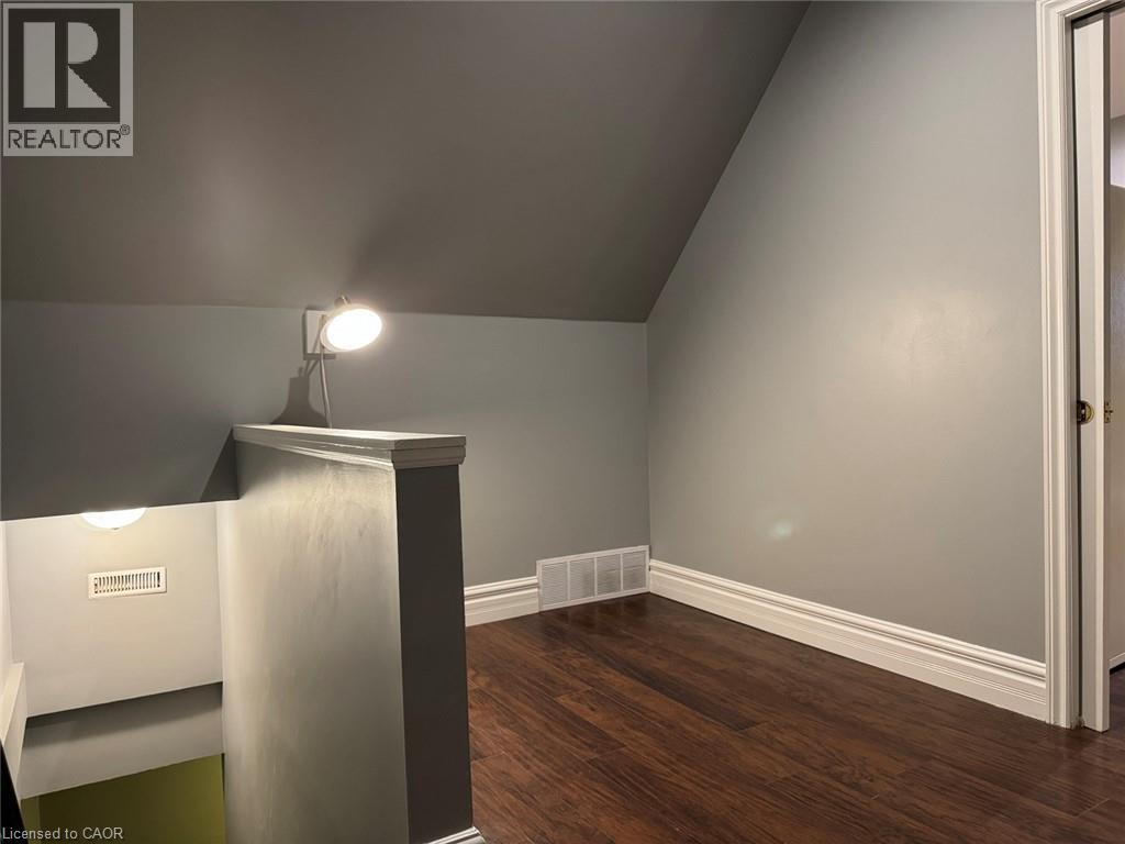 166 Cedardale Avenue Unit# A Property Photo 11