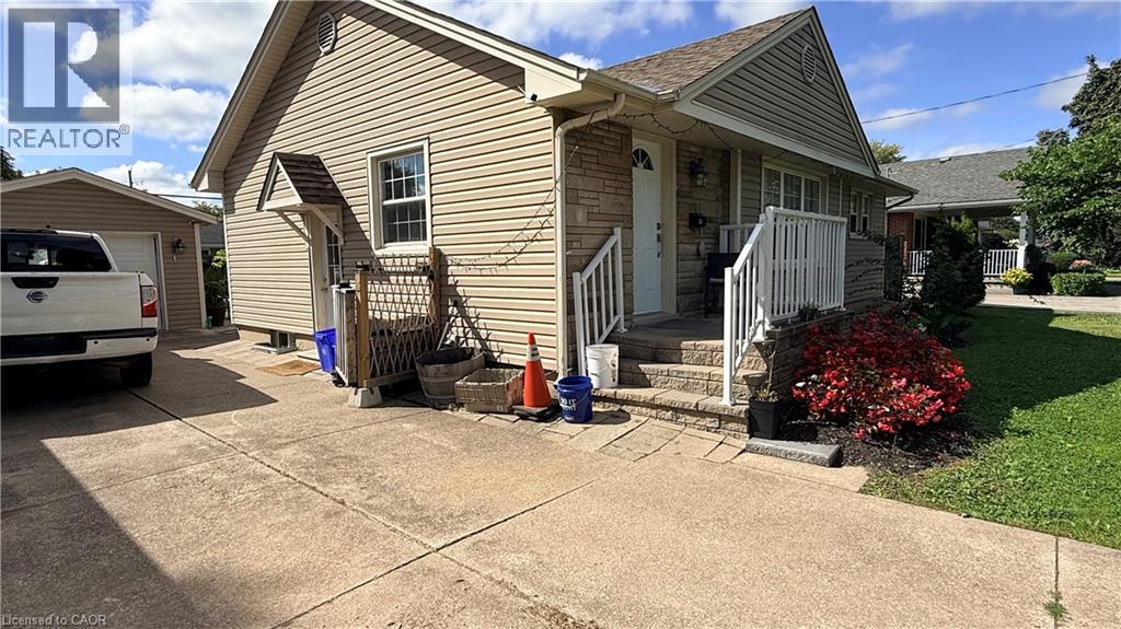12 Roseland Avenue Property Photo 3