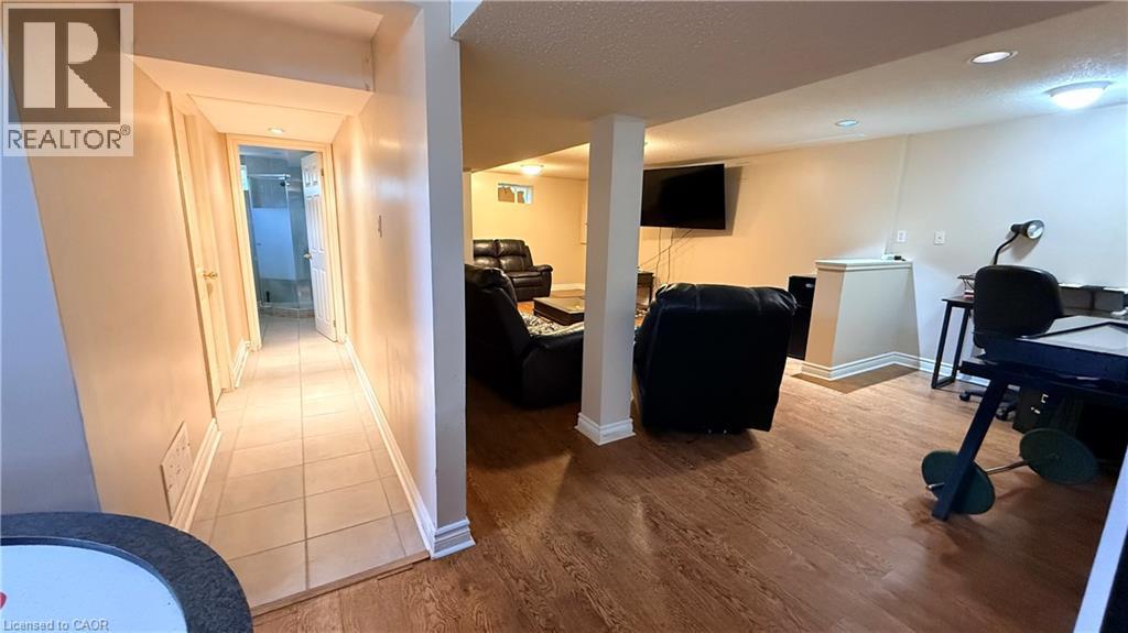 12 Roseland Avenue Property Photo 17