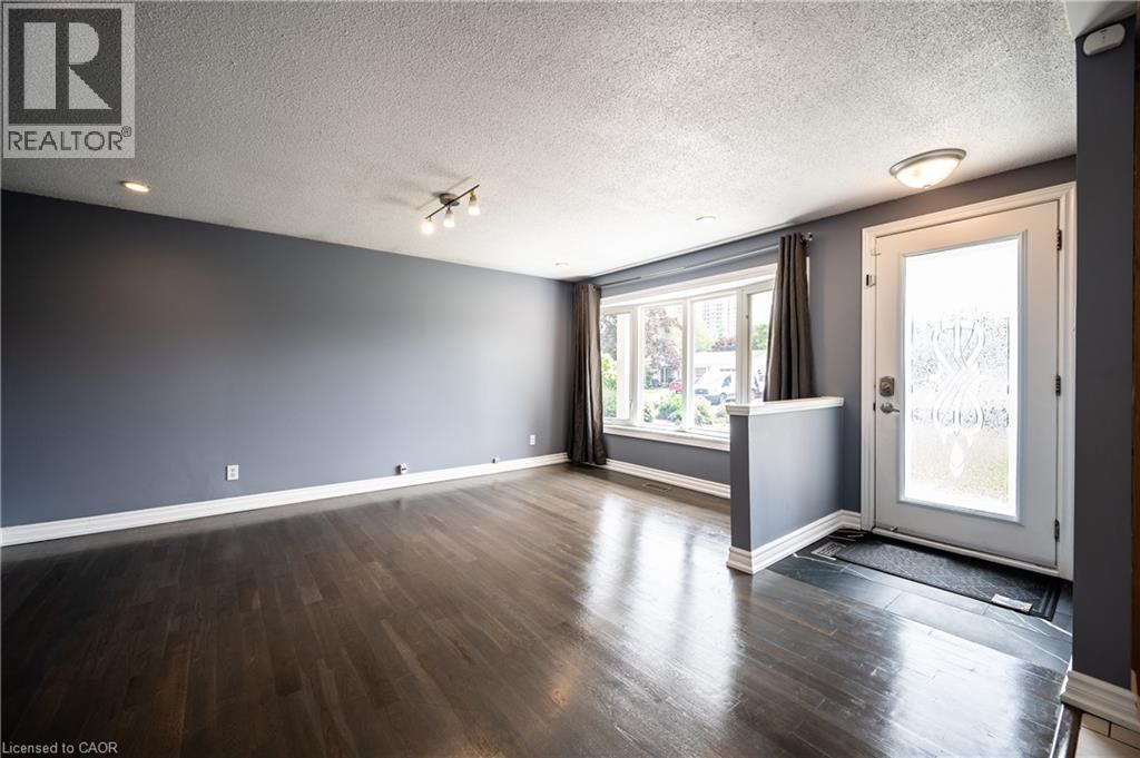 66 Belwood Crescent Property Photo 4